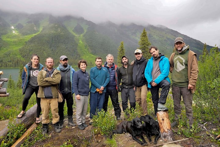 L'équipe de tournage d’«Expérience Yukon»